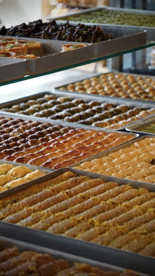 Cevizli Baklava - Walnut Baklava