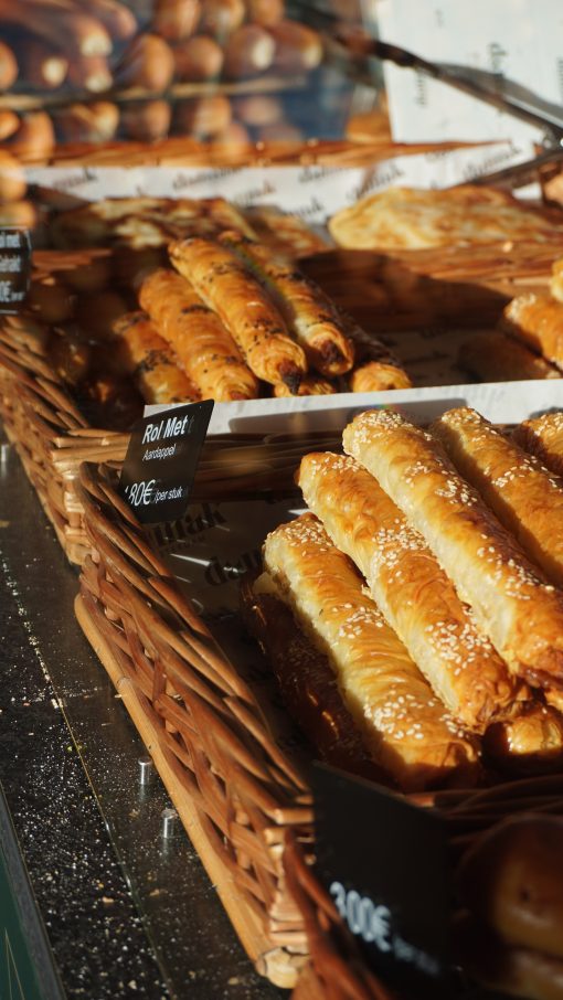Crispy Cheese Rolls